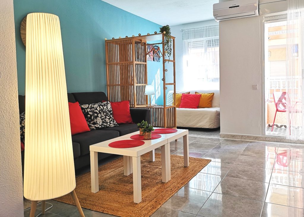Hosszútávra kiadó egy hálós apartman, 100 méterre a tengerparttól!